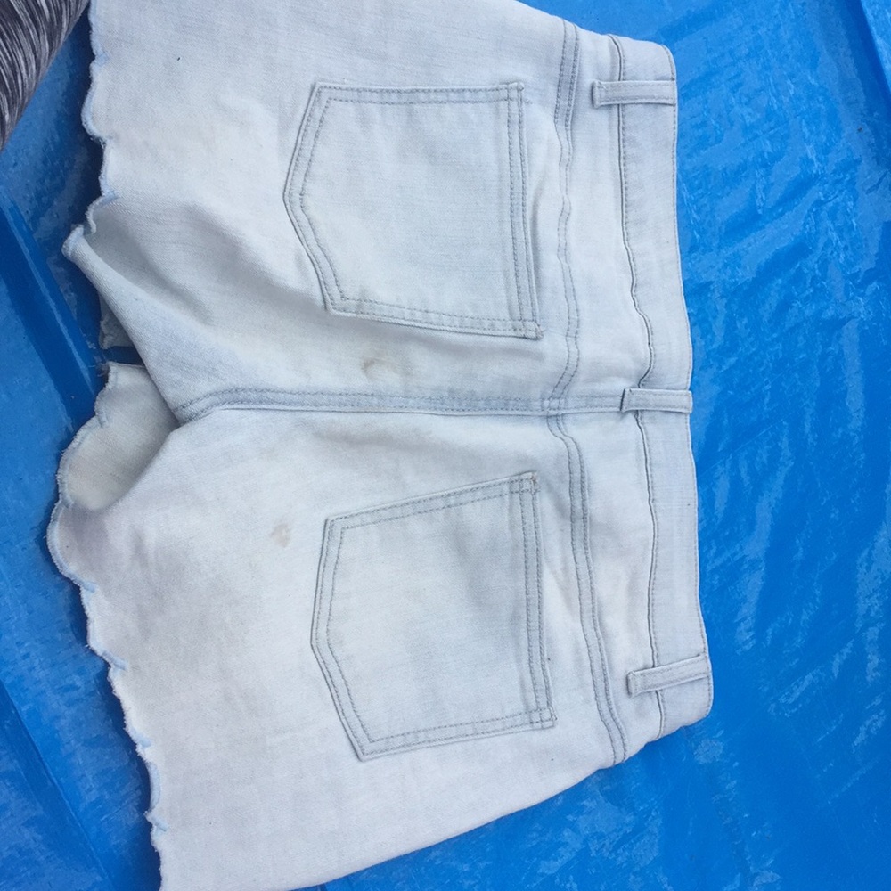 Short - Picture 2 of 3